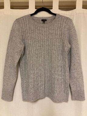 Grey Talbots Crew Neck Sweater Size Medium Petite